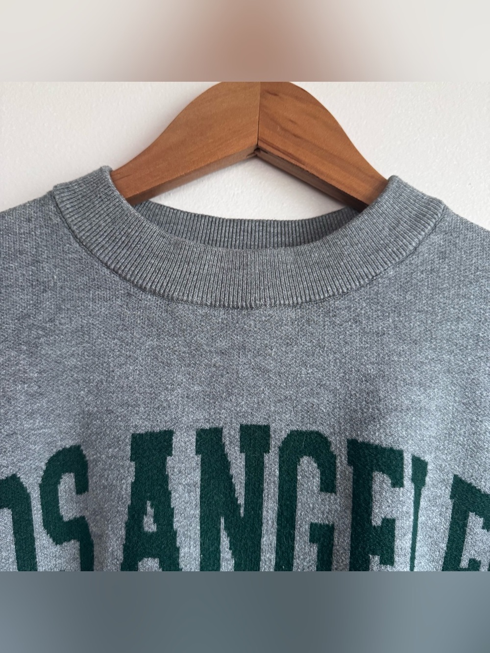 Charlotte Russe Grey & Green "Los Angeles" Cropped Knit Sweater Small - Picture 5 of 10